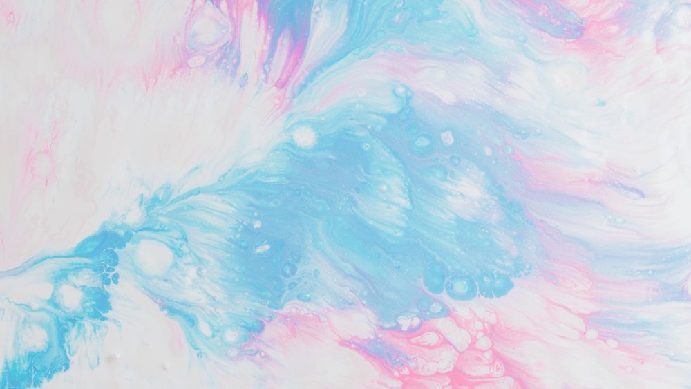 Голубой фон с узорами