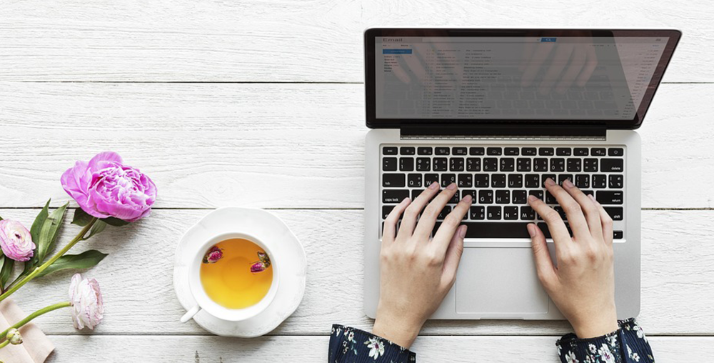 Ноутбук с цветами