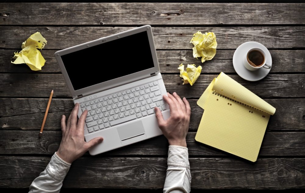 Стол для ноутбука