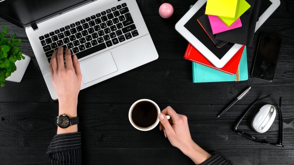 Стол для ноутбука