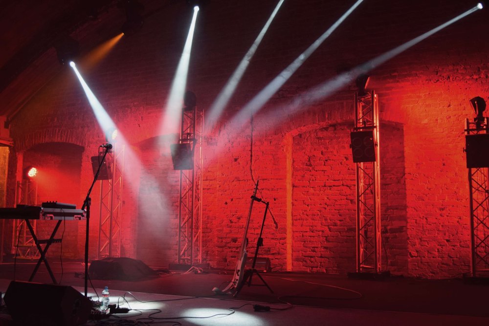 Сцена для певцов