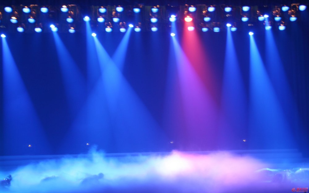 Прожектор для сцены