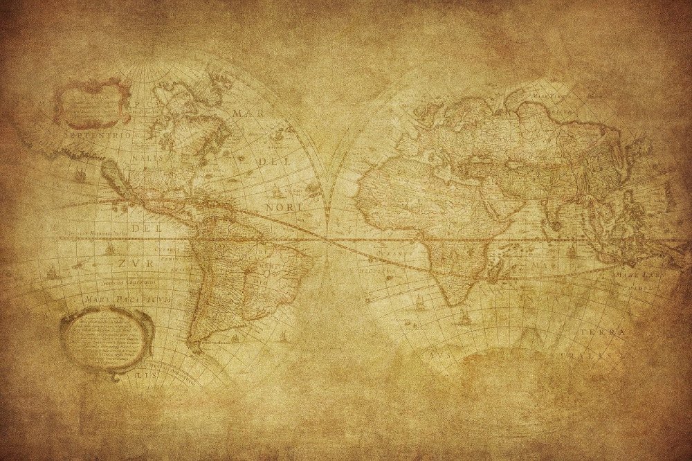 Древние карты на пергаменте
