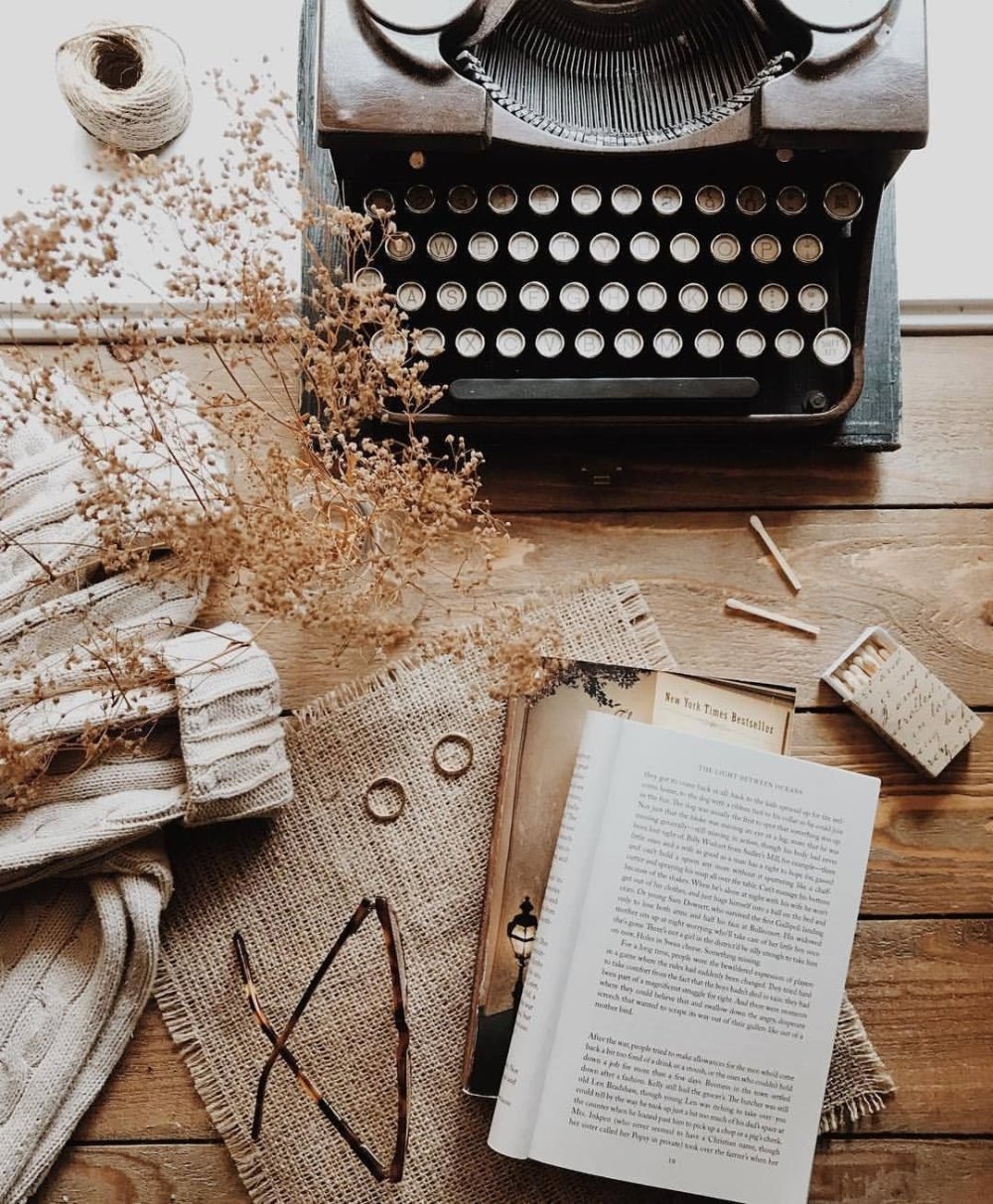 Книга с чернилами