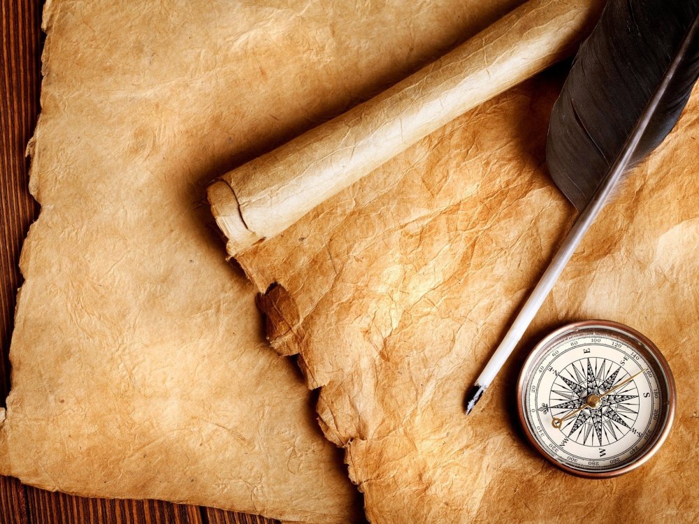 Фон с пером и чернильницей