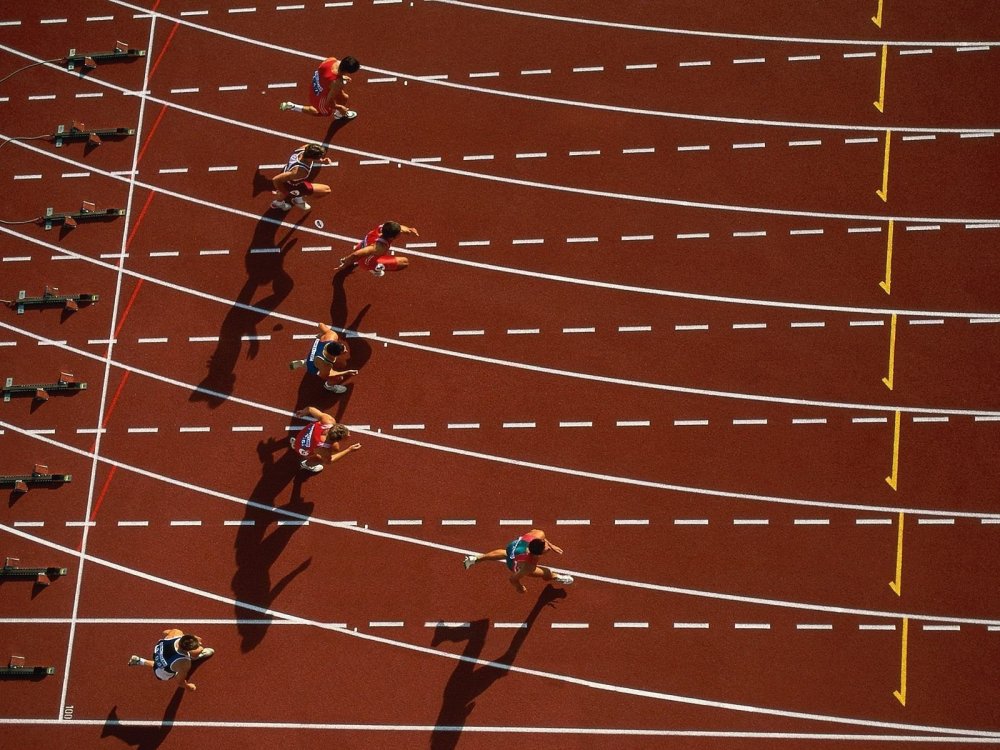 Дорожка для бега на стадионе