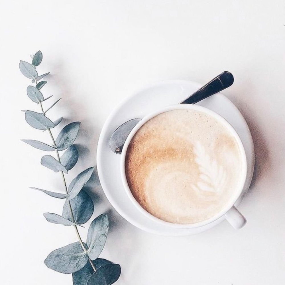 Яблоко и кофе