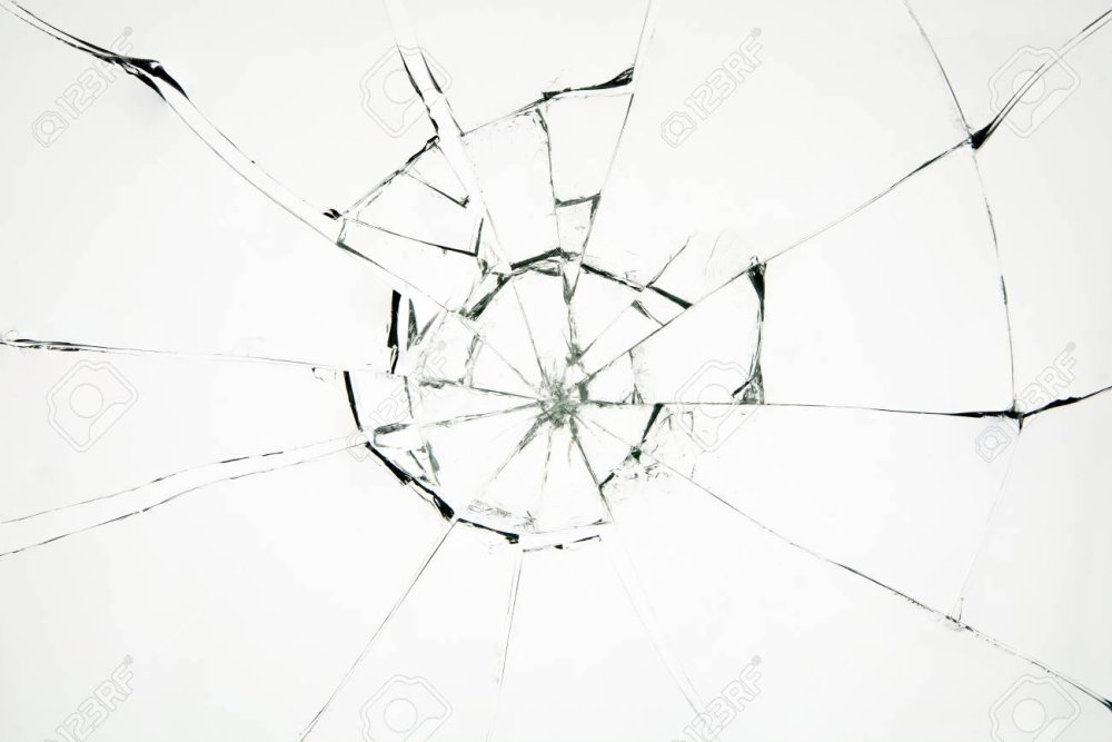Треснутое стекло