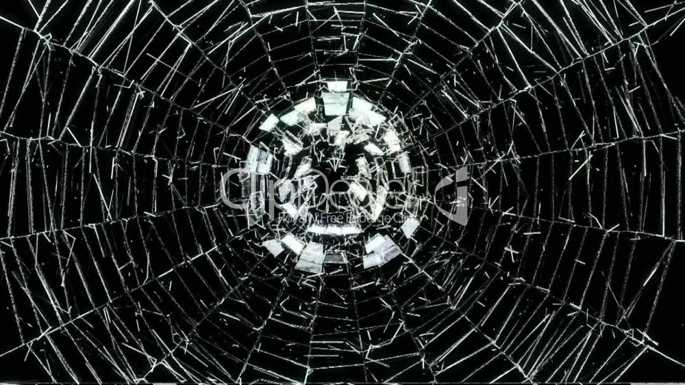 Трещина на черном стекле