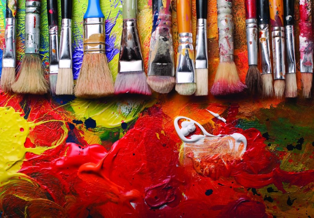 Красивая палитра с красками