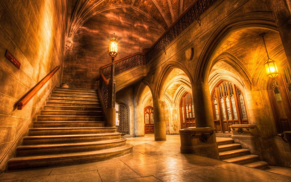 Замок Гарри Поттера внутри