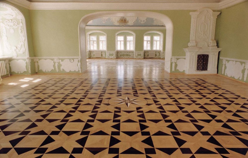 Паркет Петергофа