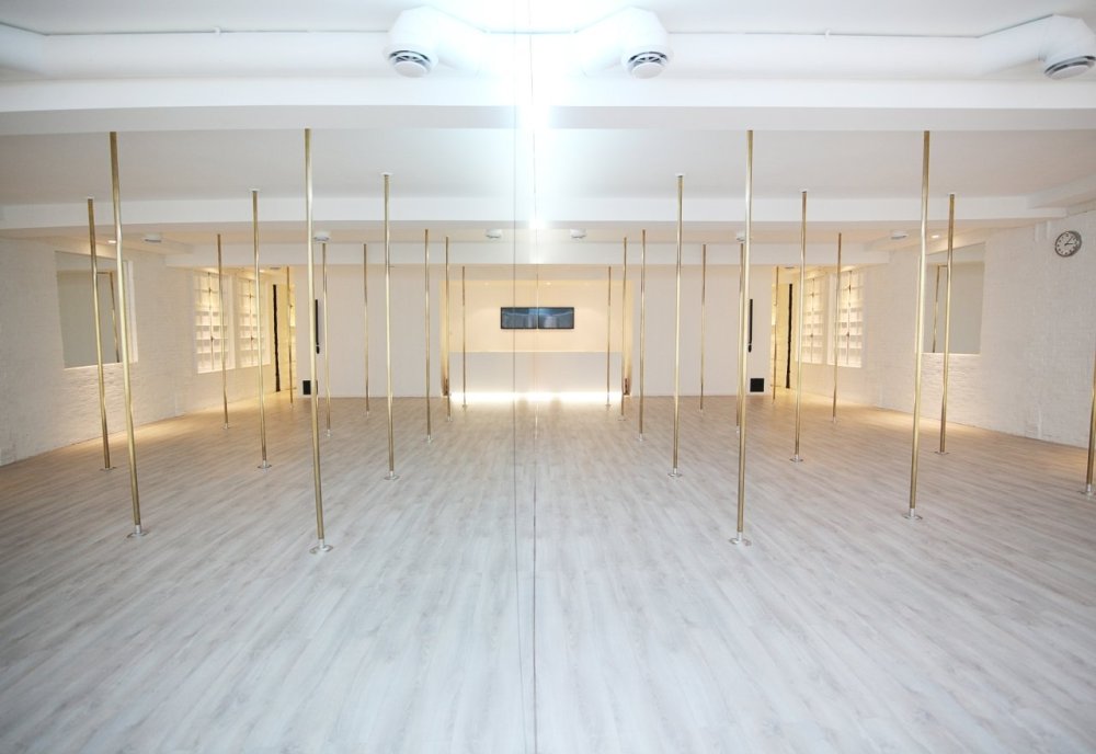 Хореографический зал в школе