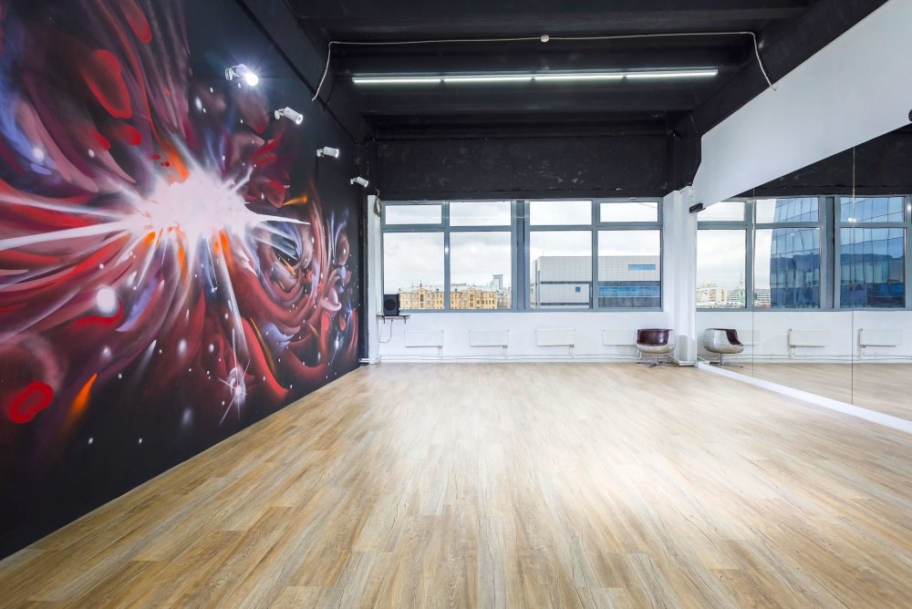 Хореографический зал в школе