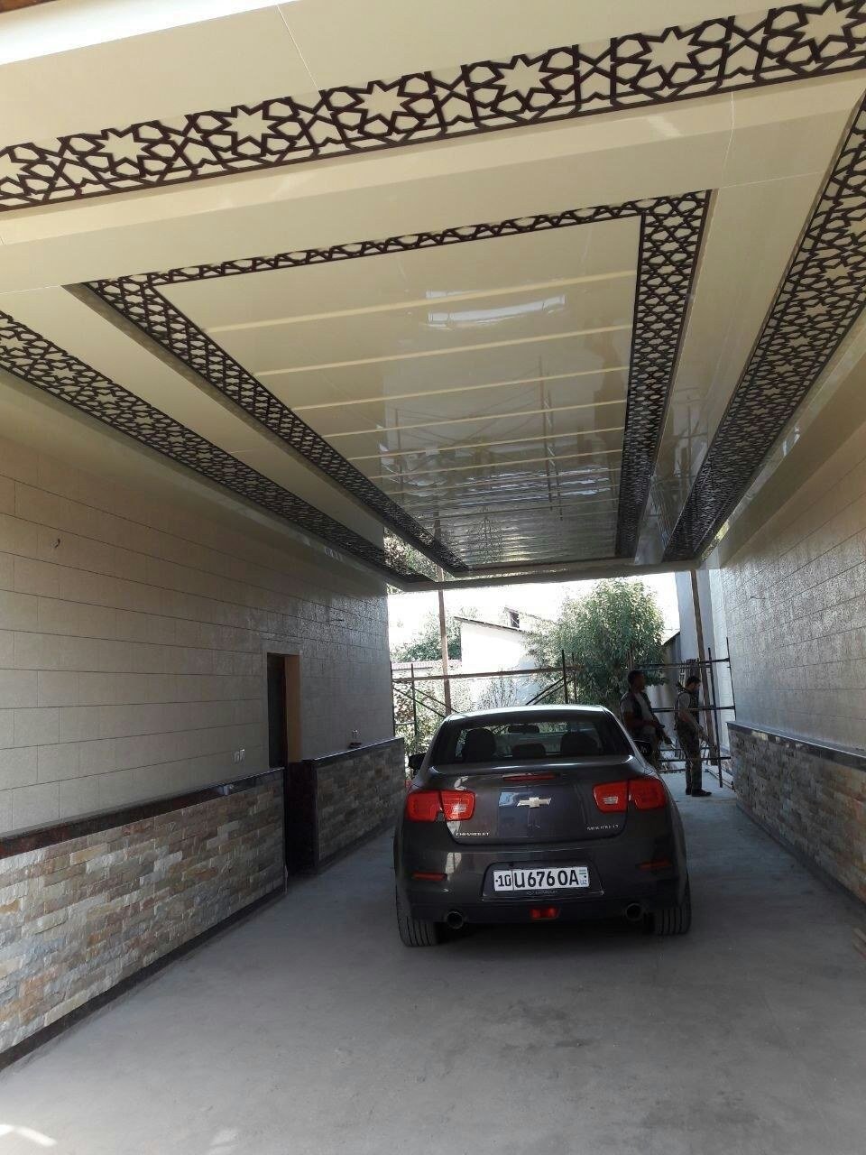 Потолок интерьер снизу