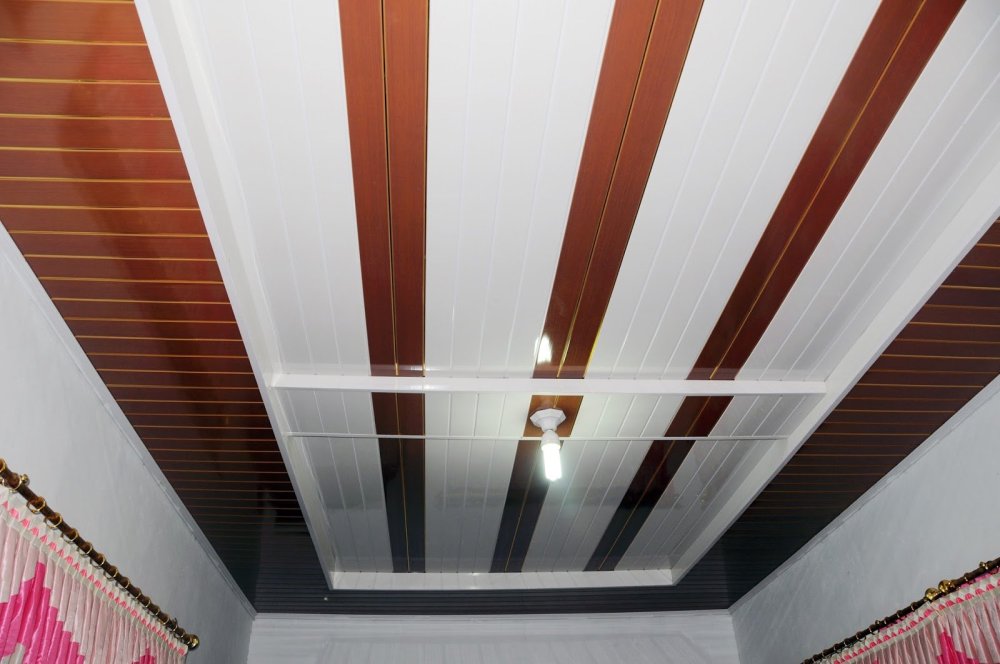 Потолок из гипсокартона ячейками