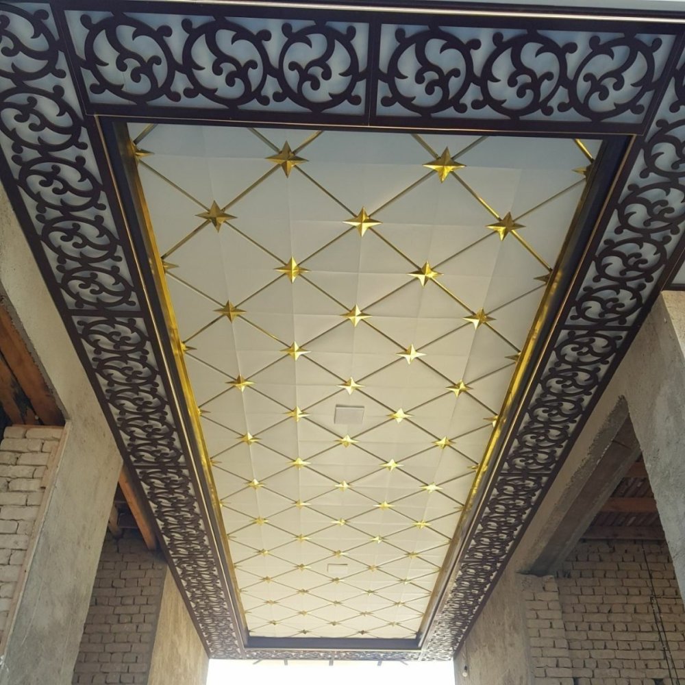 Шахматный потолок