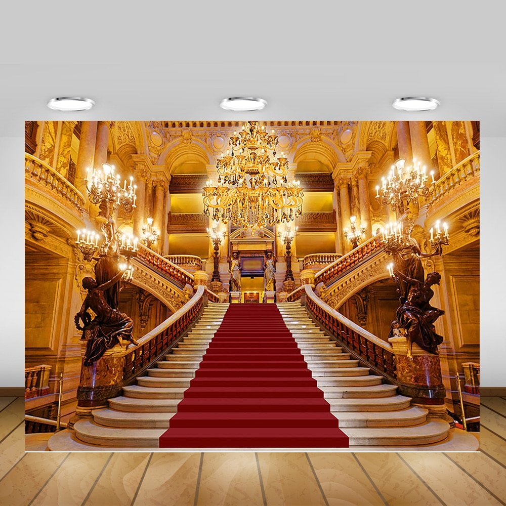 Красная дорожка в замке