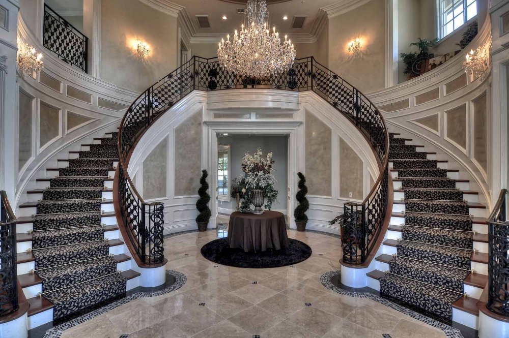 Отель Метрополь мраморная лестница