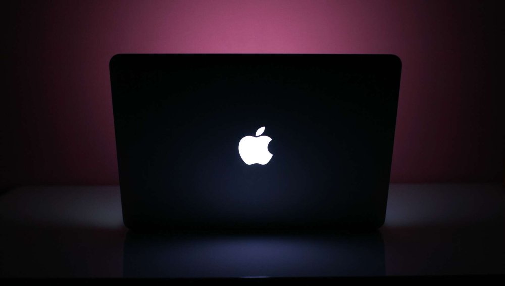 Макбук Эйр 13 подсветка яблока