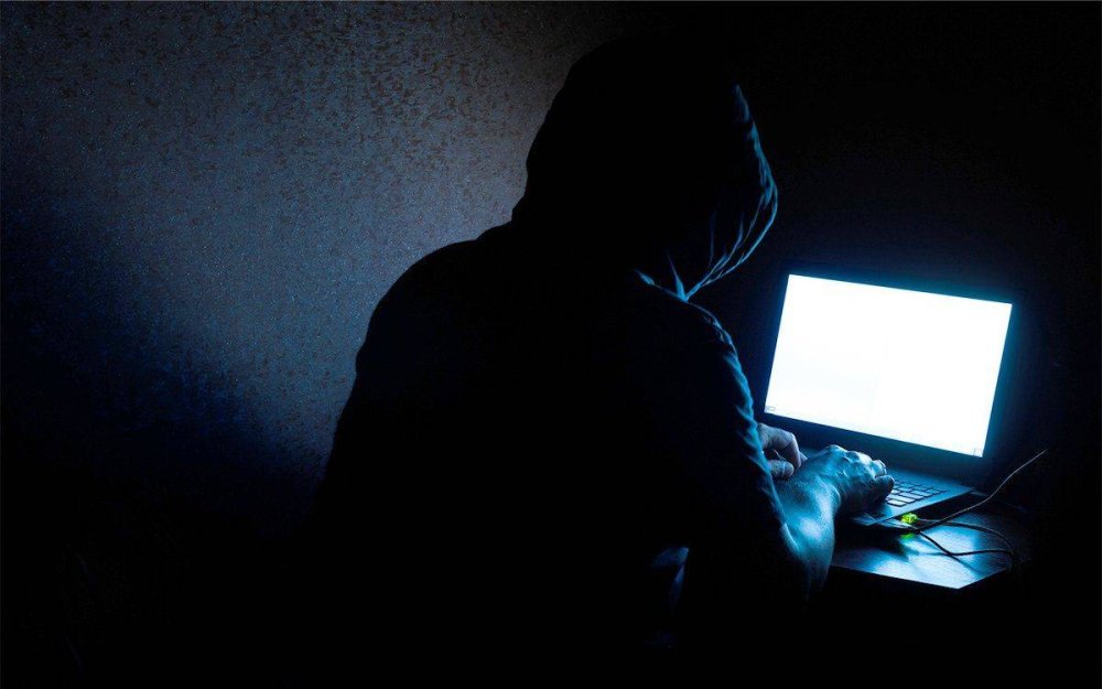 Дарквеб хакер