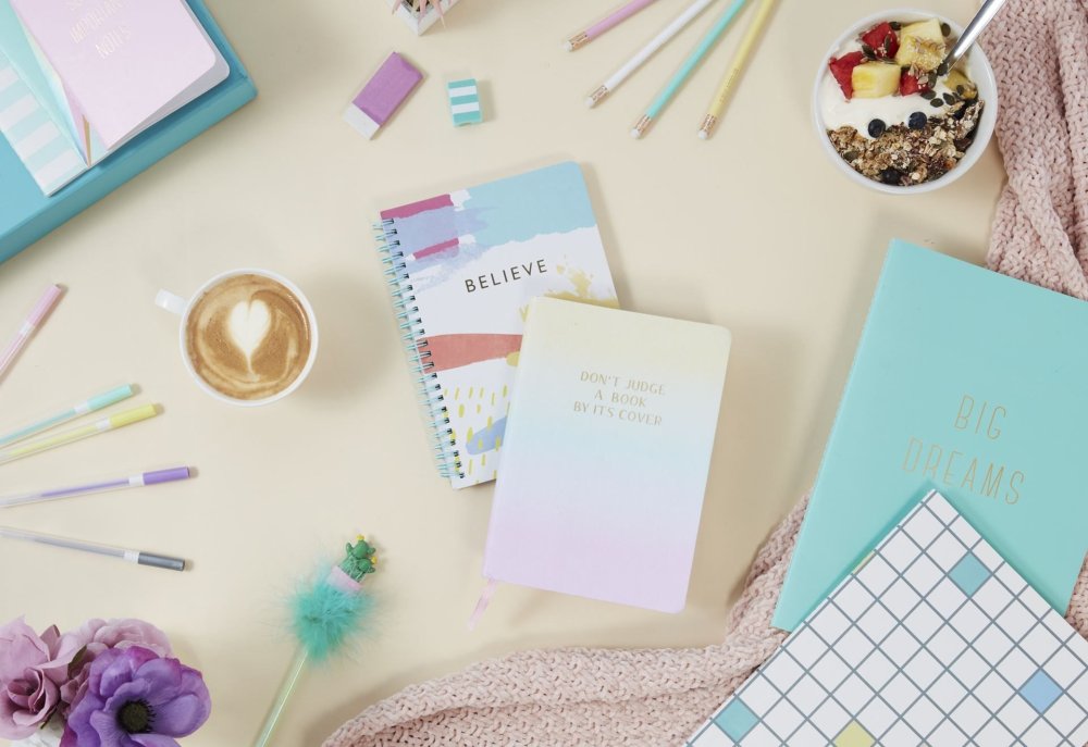 Канцелярия в пастельных тонах