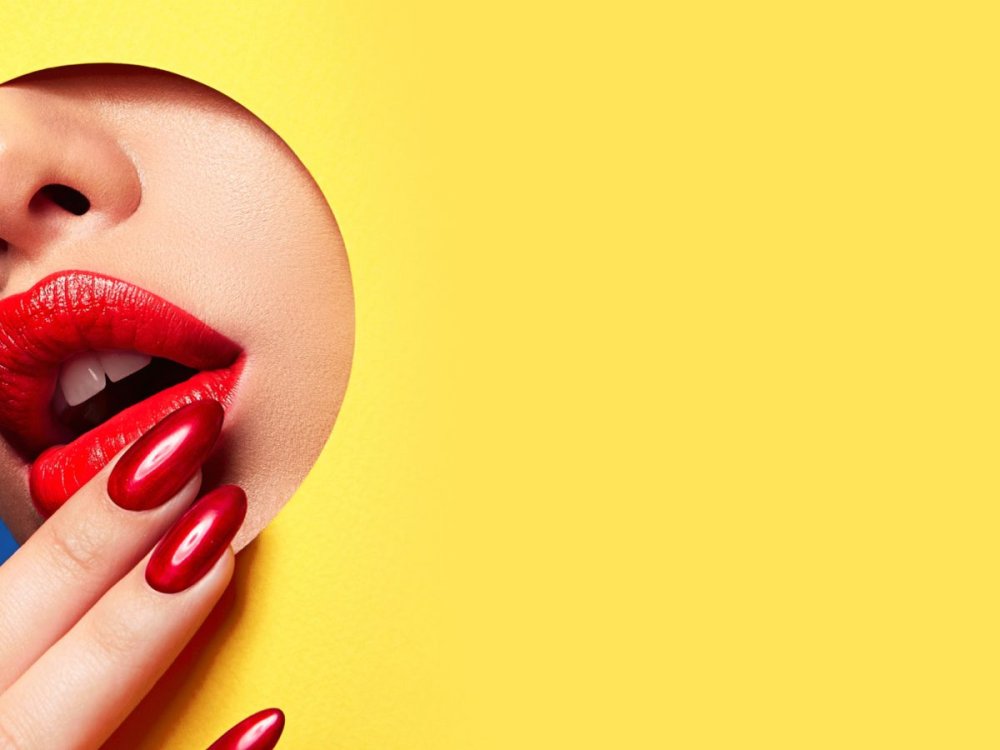 Однотонный фон ногтей