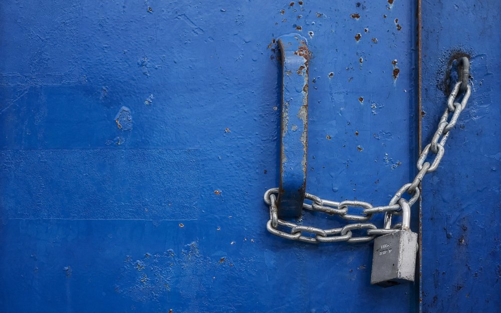 Антикварный замок