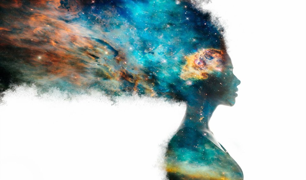 Девушка космос