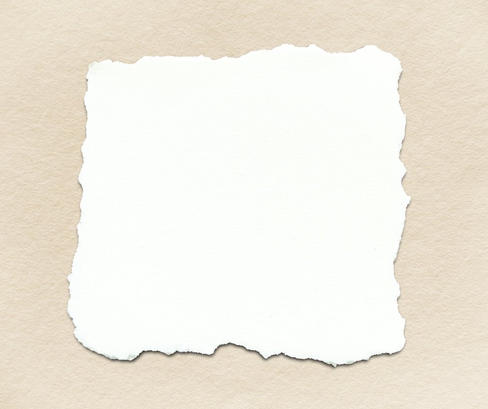 Рваный край бумаги