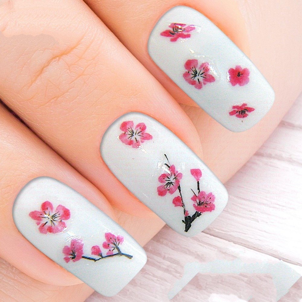 Маникюр Сакура