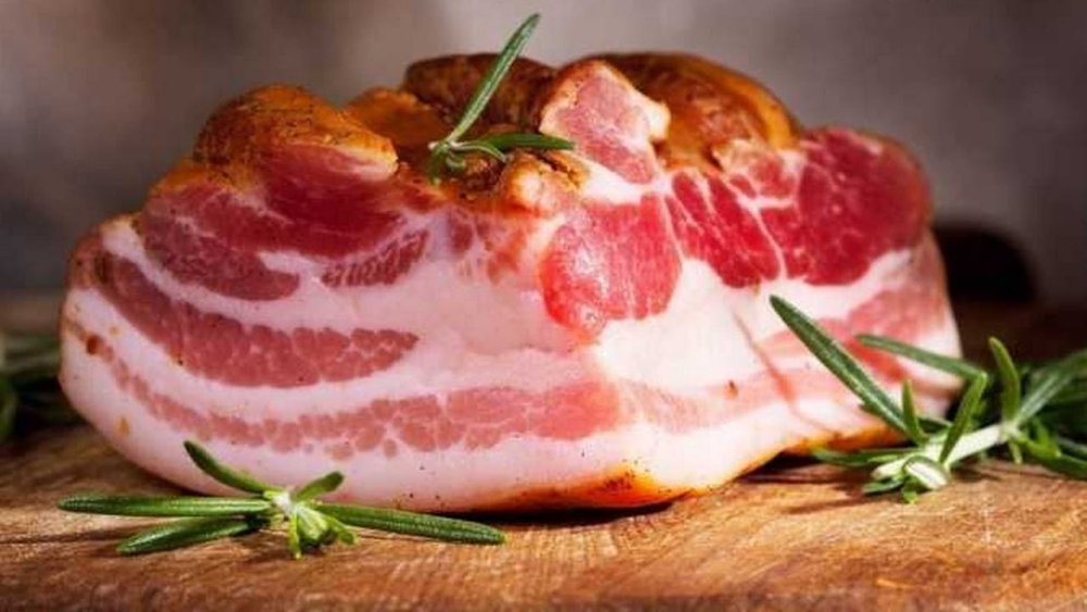 Сало с мясом