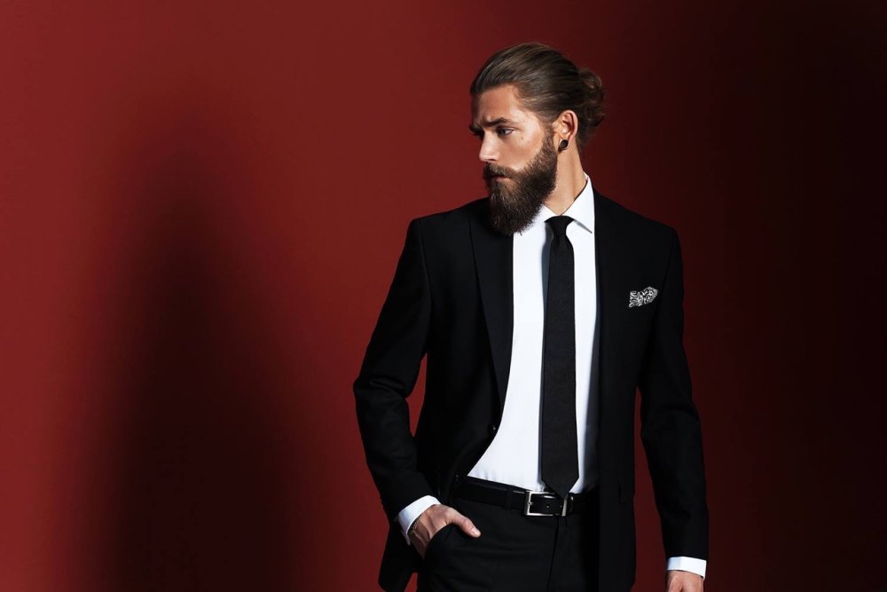 Бородатый мужик