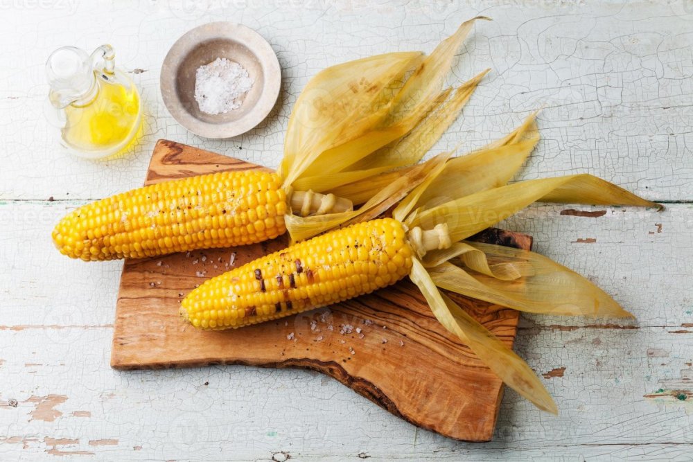 Початок кукурузы в обертке