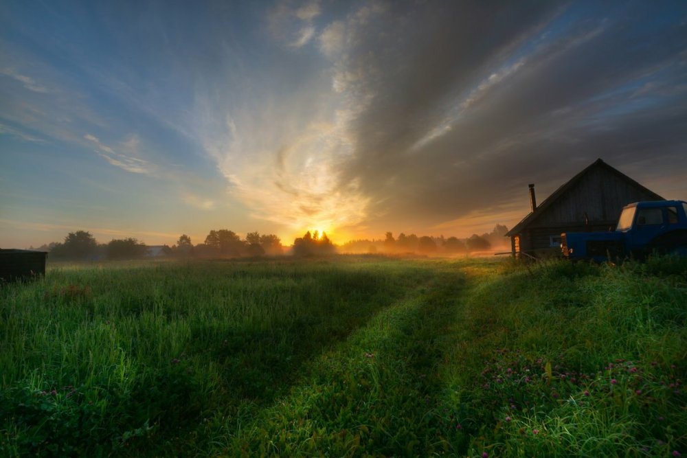 Рассвет в деревне