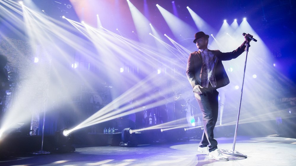 Занавес сцены