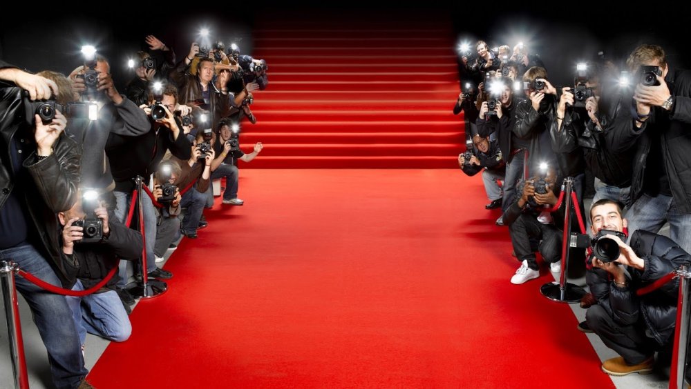 Фиолетовая сцена