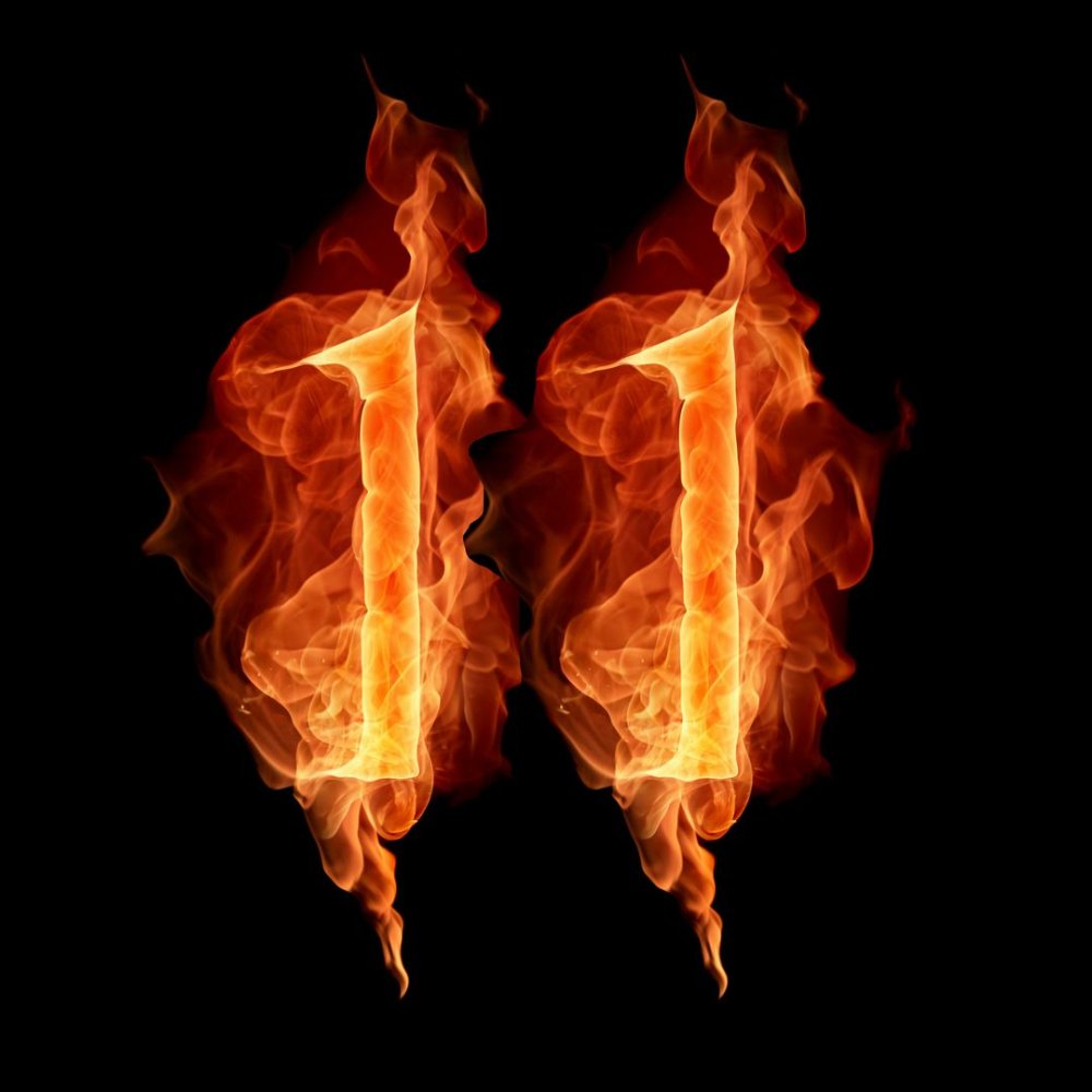 Огненная буква d