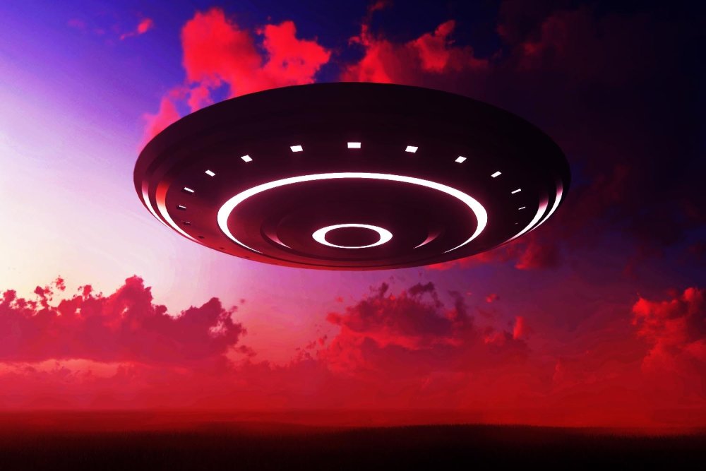 UFO летающая тарелка