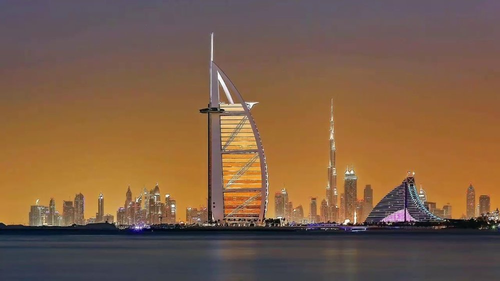 Палм Марина Дубай пляж