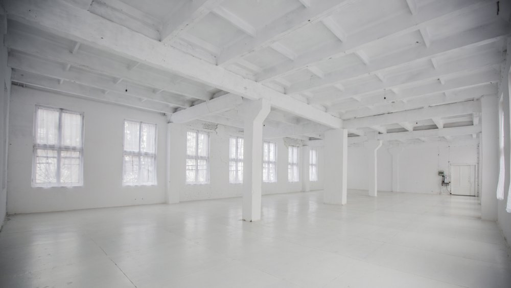 Мрачное помещение