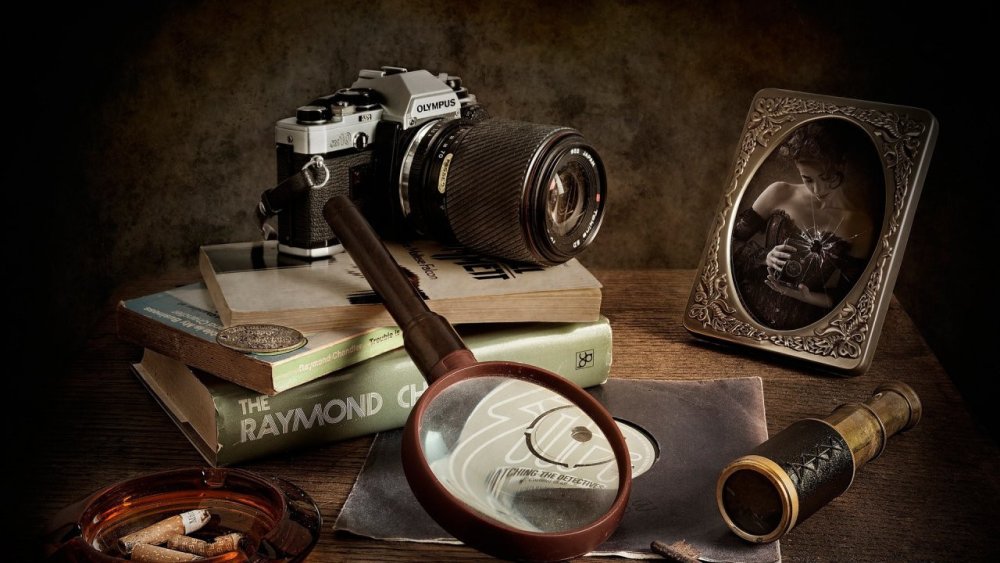 Комната детектива