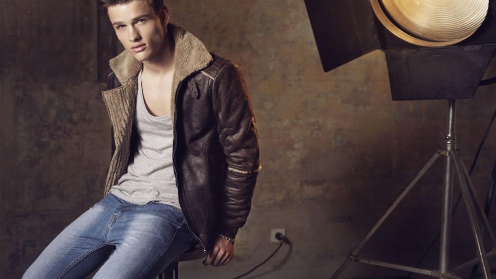 Алексис Парнис