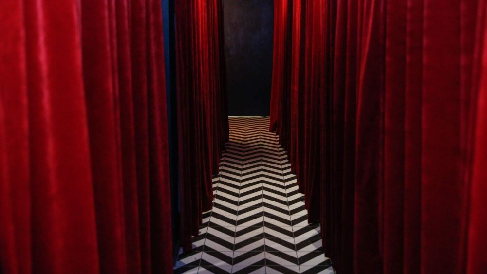 Дэвид Линч красная комната