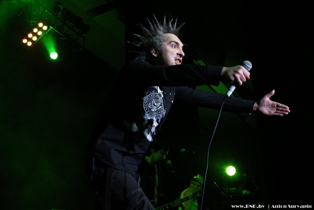 Пиратский корабль Минимализм