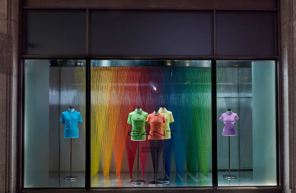 Витрина Chanel 2021