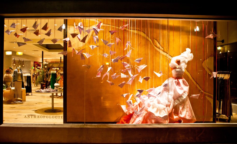 Осенняя витрина магазина