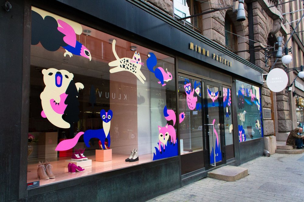 Витрина Фенди