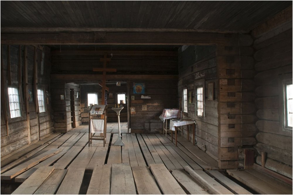 Внутри дом деревянный вектор