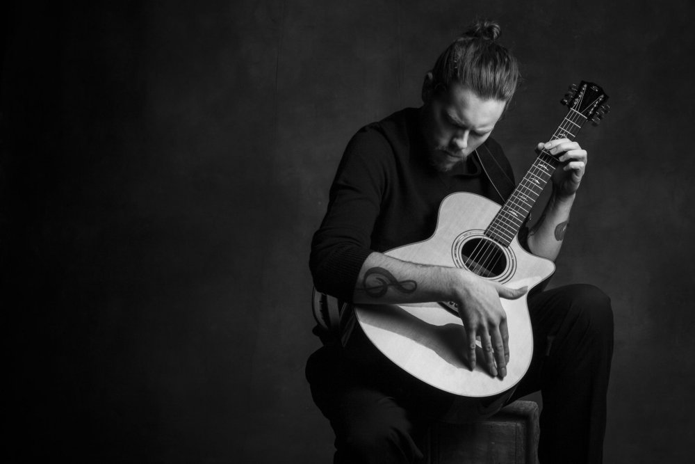 Гитарист чб